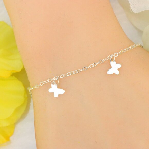 "Minimalist Bracelet, Sleek & Modern Design, Women’s Fashion, YC110246-B - Picture 1 of 10